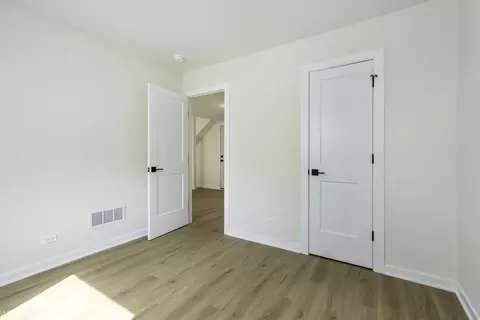 Bedroom - 363 Juniper Tree Ct, Hoffman Estates, IL 60169 photo 6 of 6
