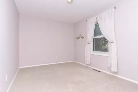 Bedroom - 207 Greenleaf Dr, Bloomington, IL 61704 photo 4 of 7