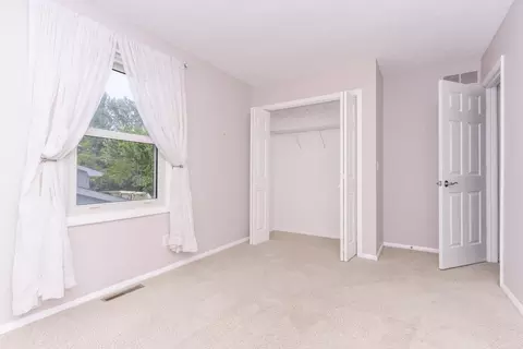 Bedroom - 207 Greenleaf Dr, Bloomington, IL 61704 photo 5 of 7