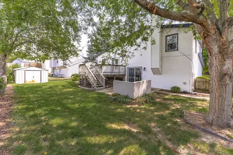 Exterior - 207 Greenleaf Dr, Bloomington, IL 61704 photo 3 of 11