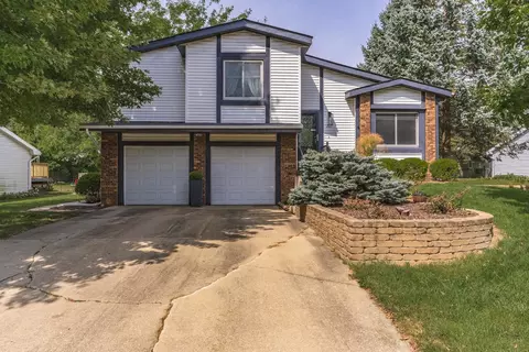 Exterior - 207 Greenleaf Dr, Bloomington, IL 61704 photo 10 of 11