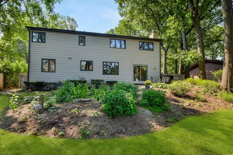 Exterior - 234 Jervey Ln, Bartlett, IL 60103 photo 5 of 8