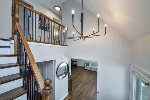 Entry Way - 234 Jervey Ln, Bartlett, IL 60103 photo 2 of 2