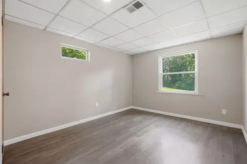 Bedroom - 2510 7th St, Moline, IL 61265 photo 4 of 4