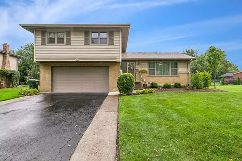 18113 Los Angeles Ave, Homewood, IL 60430