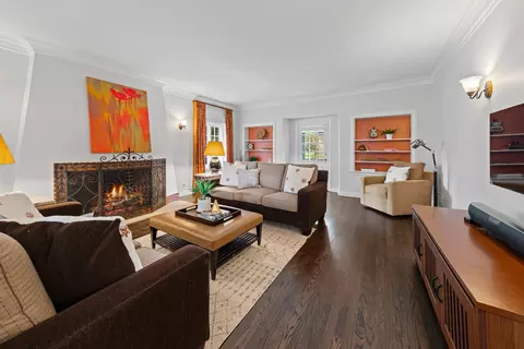 Living - 1339 Forest Ave, River Forest, IL 60305 photo 2 of 5