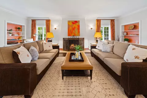 Living - 1339 Forest Ave, River Forest, IL 60305 photo 1 of 5