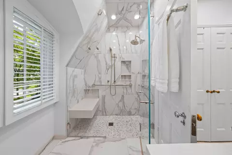 Bath - 1339 Forest Ave, River Forest, IL 60305 photo 2 of 5
