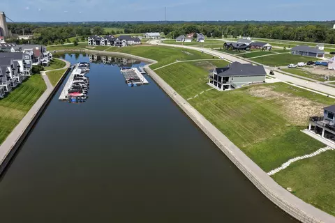 35 Great Loop Dr, Ottawa, IL 61350 photo 7