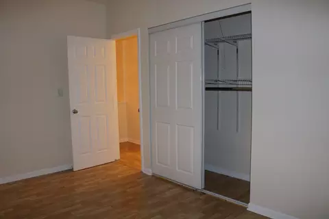 Bedroom - 9259 Hamlin Ave, Des Plaines, IL 60016 photo 2 of 6