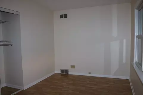 Bedroom - 9259 Hamlin Ave, Des Plaines, IL 60016 photo 1 of 6