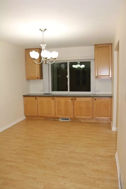 Dining - 9259 Hamlin Ave, Des Plaines, IL 60016 photo 1 of 1