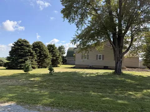 904 E 1100 North Rd, Onarga, IL 60955