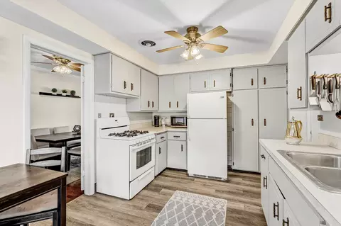 Kitchen - 2023 Cedar St, Des Plaines, IL 60018 photo 1 of 3