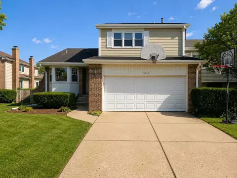 523 Dunsten Cir, Northbrook, IL 60062