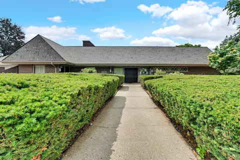 Other - 228 E Bailey Rd #A, Naperville, IL 60565 photo 5 of 7