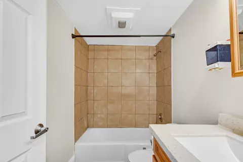 Bath - 228 E Bailey Rd #A, Naperville, IL 60565 photo 3 of 4