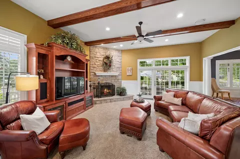 Living - 415 Ranch Rd, Wheaton, IL 60187 photo 1 of 1
