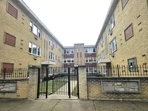 3201 W Berwyn Ave #1S, Chicago, IL 60625