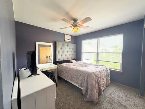 Bedroom - 2095 Wesmere Lakes Dr, Plainfield, IL 60586 photo 1 of 6