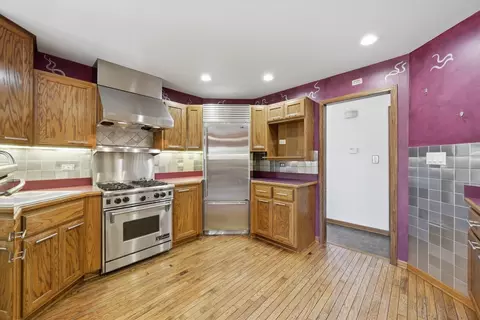 Kitchen - 1544 Wayne Dr, Crete, IL 60417 photo 2 of 6