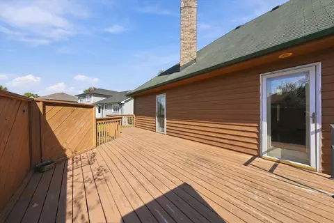 Exterior - 1544 Wayne Dr, Crete, IL 60417 photo 3 of 7