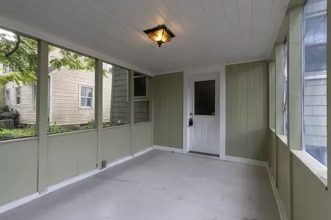 Exterior - 869 Shuler St, Elgin, IL 60123 photo 3 of 8