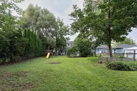 Exterior - 869 Shuler St, Elgin, IL 60123 photo 7 of 8