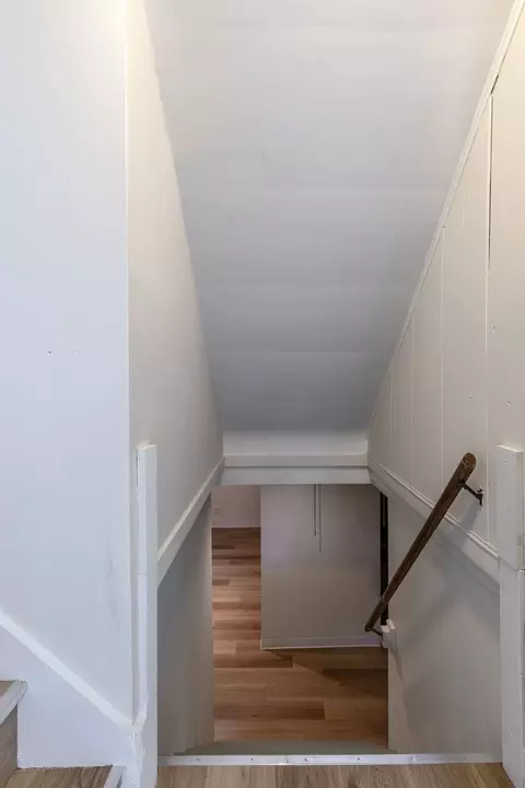 Entry Way - 869 Shuler St, Elgin, IL 60123 photo 8 of 9