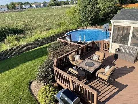 Exterior - Undisclosed, Elgin, IL 60123 photo 3 of 4