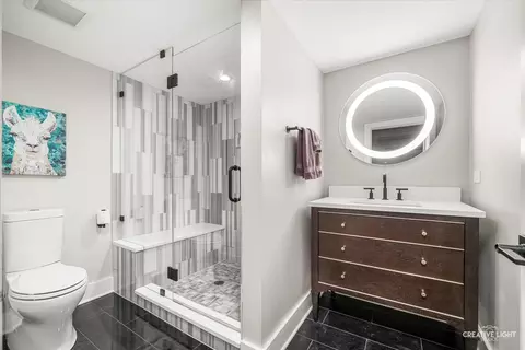 Bath - 516 S Sleight St, Naperville, IL 60540 photo 3 of 3