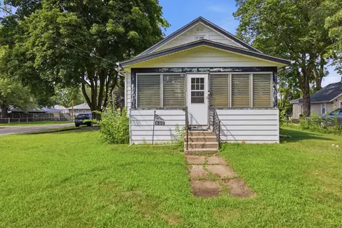 502 Barnum Rd, Rockford, IL 61109