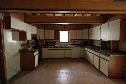 Kitchen - 980 S 6th Ave, Kankakee, IL 60901 photo 1 of 1