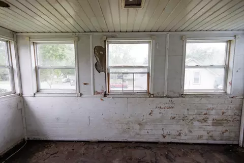 Exterior - 980 S 6th Ave, Kankakee, IL 60901 photo 3 of 6