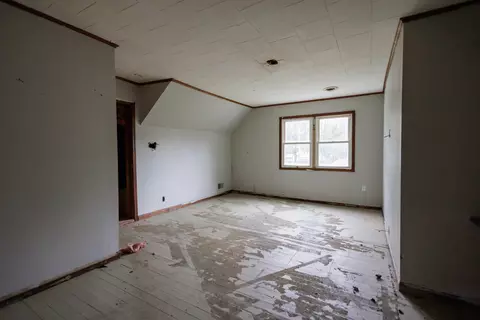 Bedroom - 980 S 6th Ave, Kankakee, IL 60901 photo 4 of 8