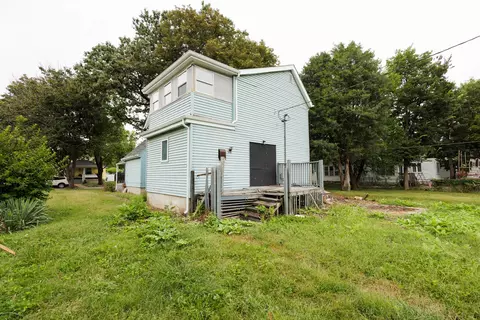 Exterior - 980 S 6th Ave, Kankakee, IL 60901 photo 4 of 6