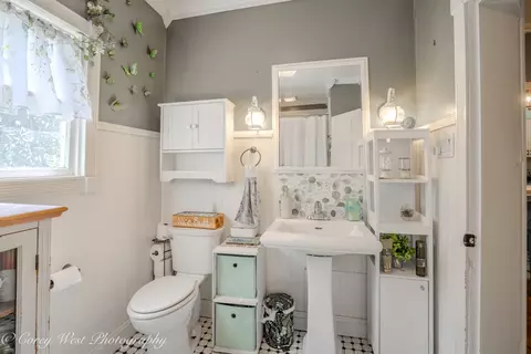 Bath - 320 E High St, Sycamore, IL 60178 photo 1 of 5