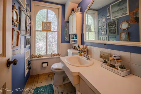 Bath - 320 E High St, Sycamore, IL 60178 photo 5 of 5