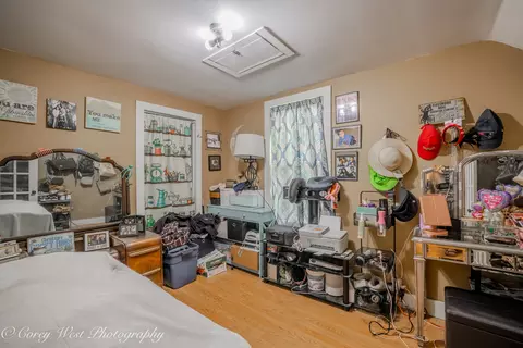 Bedroom - 320 E High St, Sycamore, IL 60178 photo 1 of 6