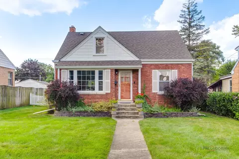 218 S Addison St, Bensenville, IL 60106