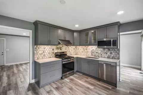 Kitchen - 89 Foxcroft Rd, Naperville, IL 60565 photo 1 of 3
