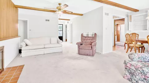 Living - 10 Walker Dr, Bloomington, IL 61701 photo 1 of 4