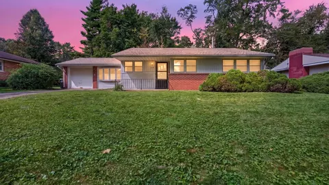 Exterior - 10 Walker Dr, Bloomington, IL 61701 photo 5 of 5