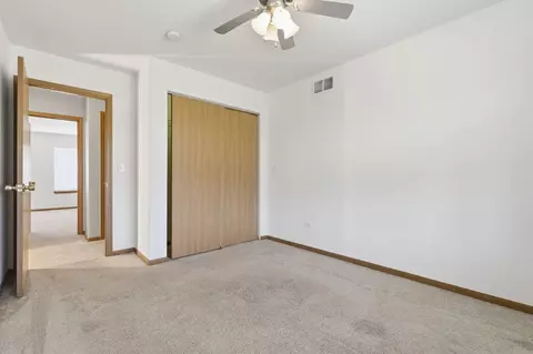 Bedroom - 3014 30th St, Zion, IL 60099 photo 4 of 5