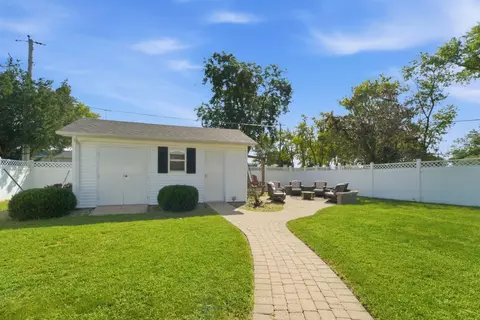 Exterior - 1847 W Tower Dr, Kankakee, IL 60901 photo 6 of 7