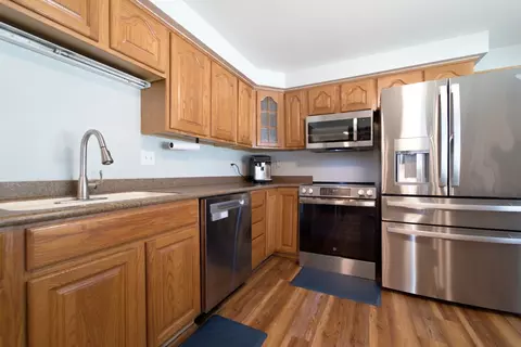 Kitchen - 1847 W Tower Dr, Kankakee, IL 60901 photo 2 of 2