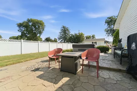 Exterior - 1847 W Tower Dr, Kankakee, IL 60901 photo 3 of 7