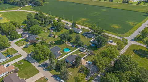 View/Area - 1847 W Tower Dr, Kankakee, IL 60901 photo 3 of 4