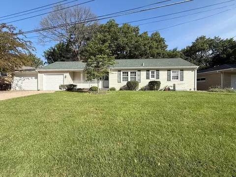 709 36th Ave, East Moline, IL 61244