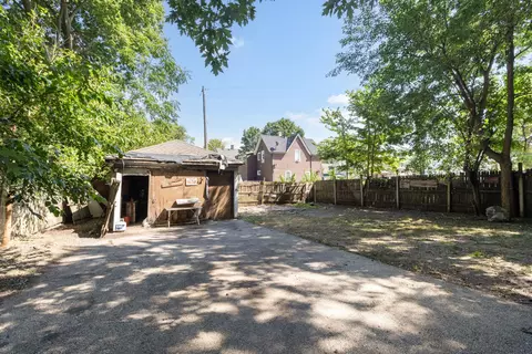 Exterior - 532 N 7th St, Dekalb, IL 60115 photo 4 of 5